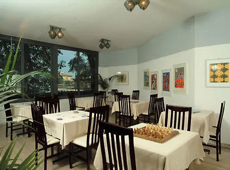 Hotel Murex Hotel